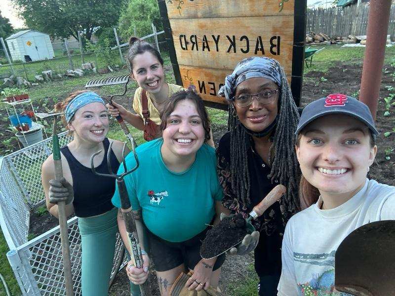 Mamie's Backyard Garden welcomes our new volunteers: Grace Puc, Allison Lindsay, Natalie Kozitsky and Emma Waldinger